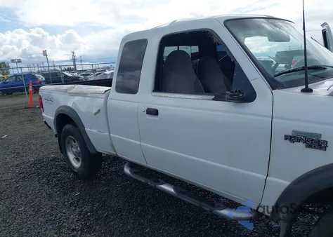 2000 Ford Ranger Xlt z USA, uszkodzony, nr VIN 1FTZR15X3YTA86729